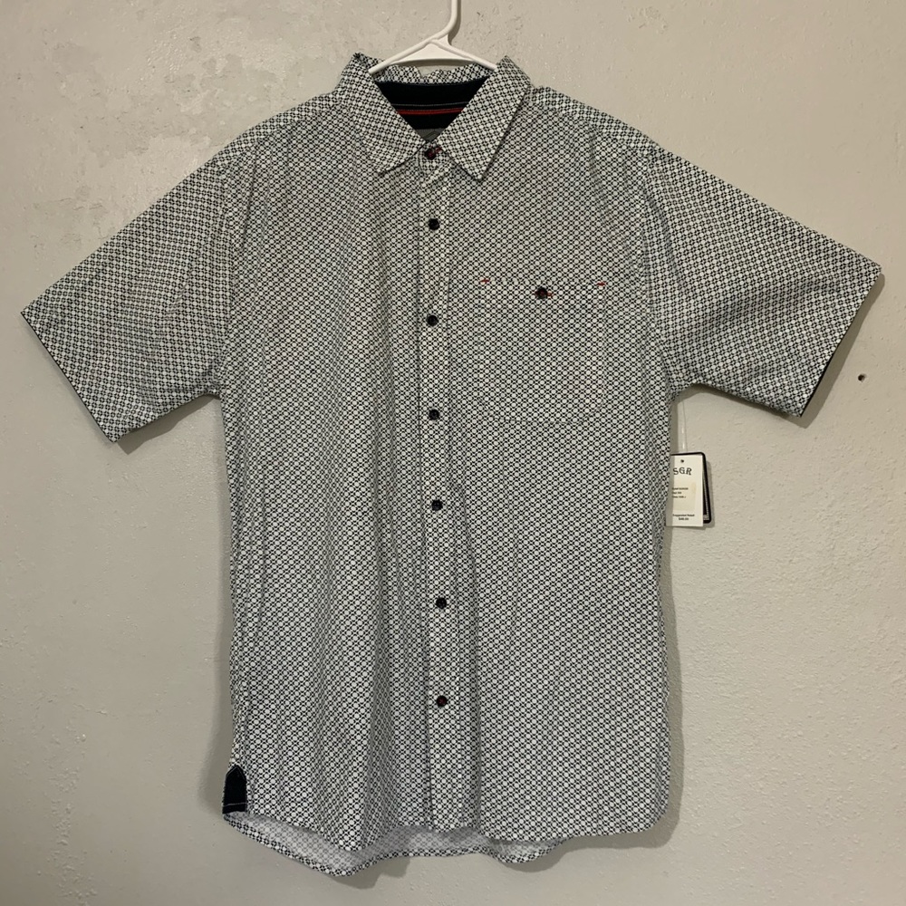 NWT SGR White & Black Short Sleeves Shirt L